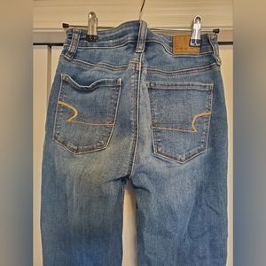 SOLD American Eagle High Rise Jeans : Size 2